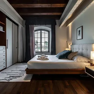 https://molino-stucky-apartment-wi-fi-rr.hotelinveneto.com