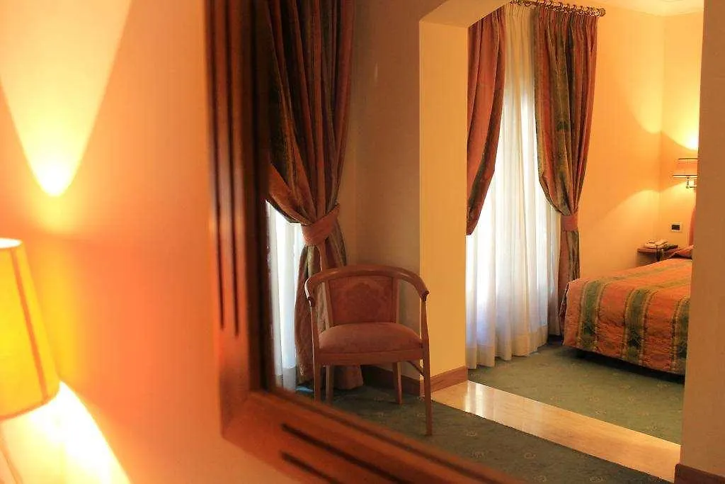 ***  Hotel Villa Delle Rose Rome Italie
